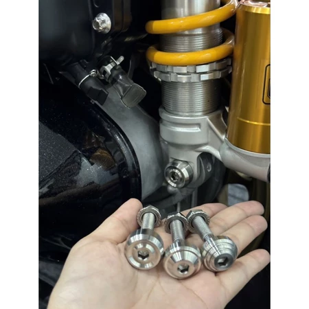 น๊อตโช๊ค ล่าง giorno`Lead`Pcx-grand filano-mio.งานกลึงมือสแตนเลสราคาต่อ ชุด