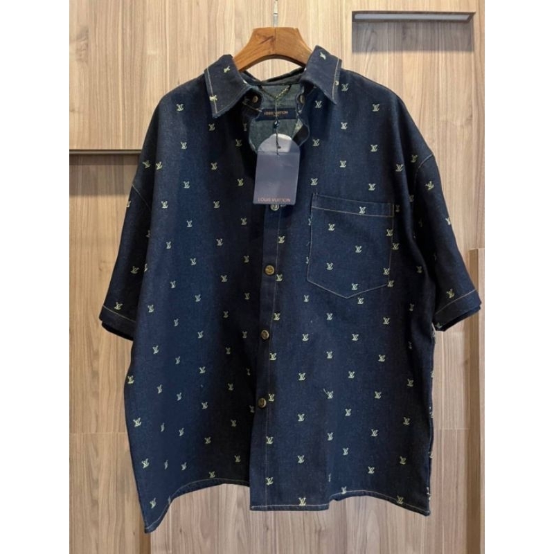 เสื้อเชิ้ต LOUIS VUITTON MONOGRAM DENIM SHIRT Size XS - M