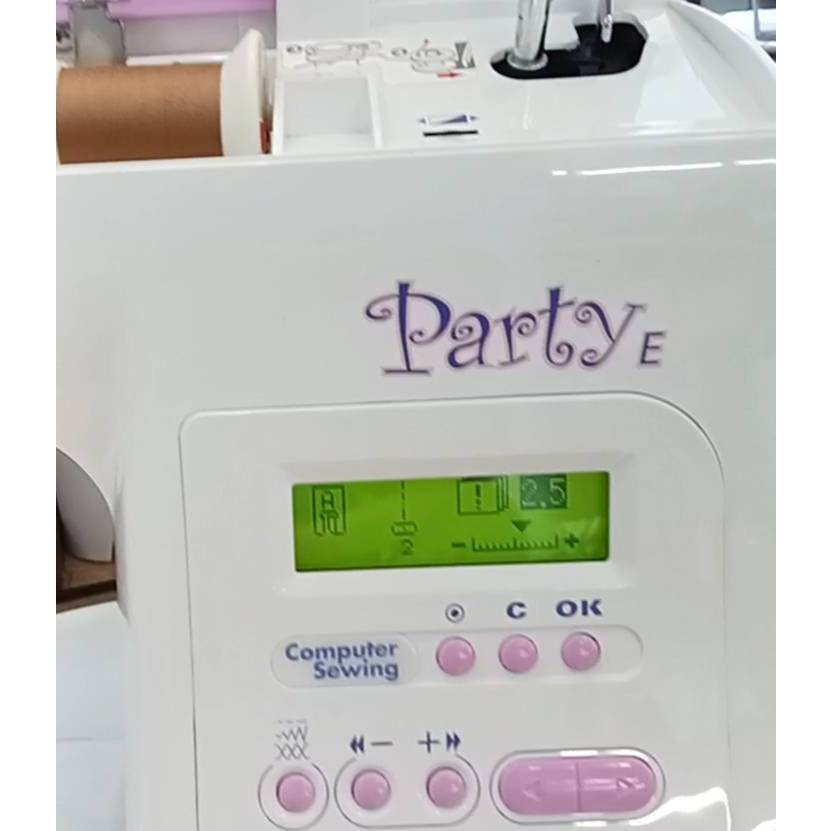 ELVIRA จักรเย็บผ้า Renova Party E - ขาว/ชมพู (12-1102-0010)