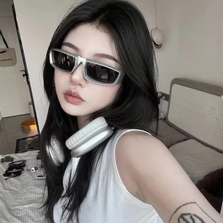 COD-ในไทย💖แว่นตาปั่นจักรยานแฟชั่น UV400ป้องกันรังสียูวี เทคโนโลยีอนาคต กันลมกันฝุ่น สุดเท่ Unisex-Kri
