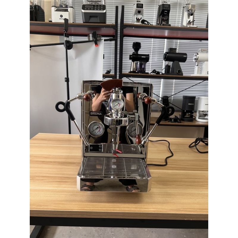 เครื่องชงกาแฟรุ่น KM06B ปั้มโรตารี่