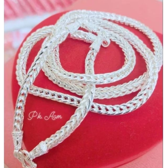 สร้อยคอชุบสีเงิน 3 ห่วง หนัก 2-3 บาท ความยาว 26 นิ้ว ไม่ดำ ไม่เขียว
