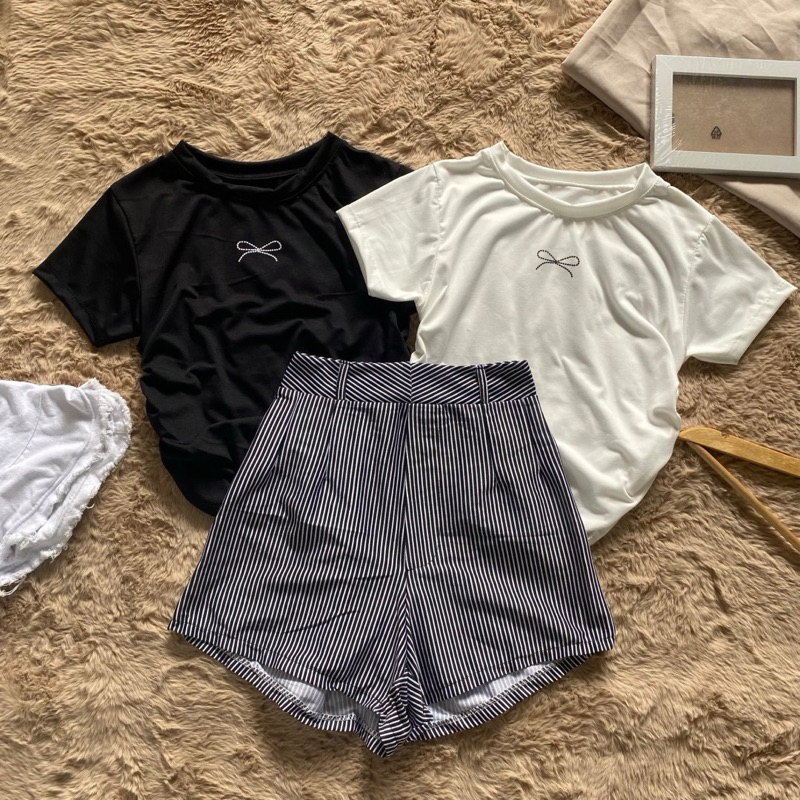 ชุดเซต2ชิ้น เสื้อหยุมข้างลายโบว์ กางเกงลายริ้ว เซ็ตโบว์กางเกงสม็อคหลัง