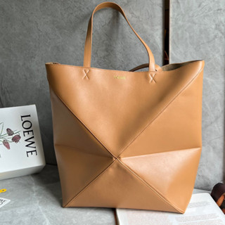 พรี​ ราคา10000 Loewe puzzle fold Tote ไซส์กลาง หนังวัว กระเป๋าหิ้ว25.5X14.5X31.5cm