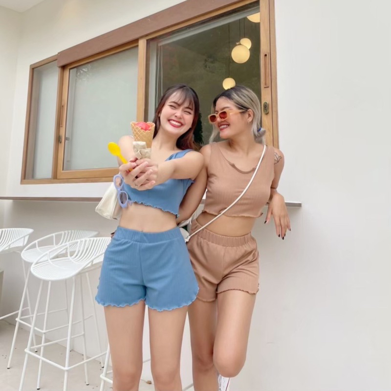 Chilly Set ชุดเซ็ทเสื้อกล้ามครอป+กางเกงขาสั้น (A1007)