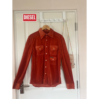 Diesel x M ผ้าลื่นคล้ายกำมะหยี่ งานวินเทจ สวยงามมาก สีน้ำตาลอิฐสว่าง งานแท้นะคะ อก 38-40 ยาว 26 Code :412(9)