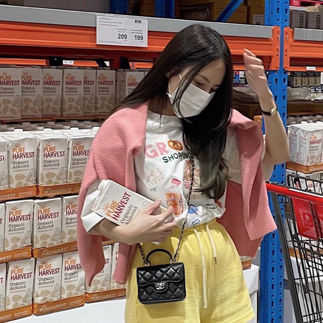 🥦🧸 grocery shopping t-shirt