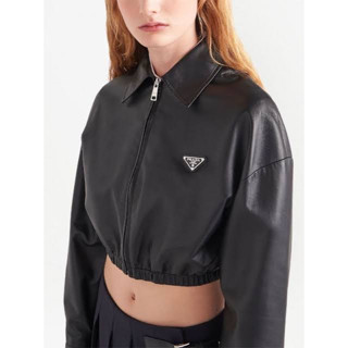 PRADA CROPPED JACKET แจ็คเก็ต ทรงครอป เสื้อหนัง หนัง ซิบหน้า พราด้า ปราด้า