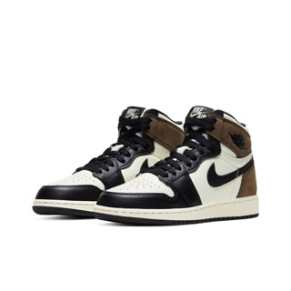 ของแท้ 100 % Jordan Air Jordan 1 Retro High "Dark Mocha"