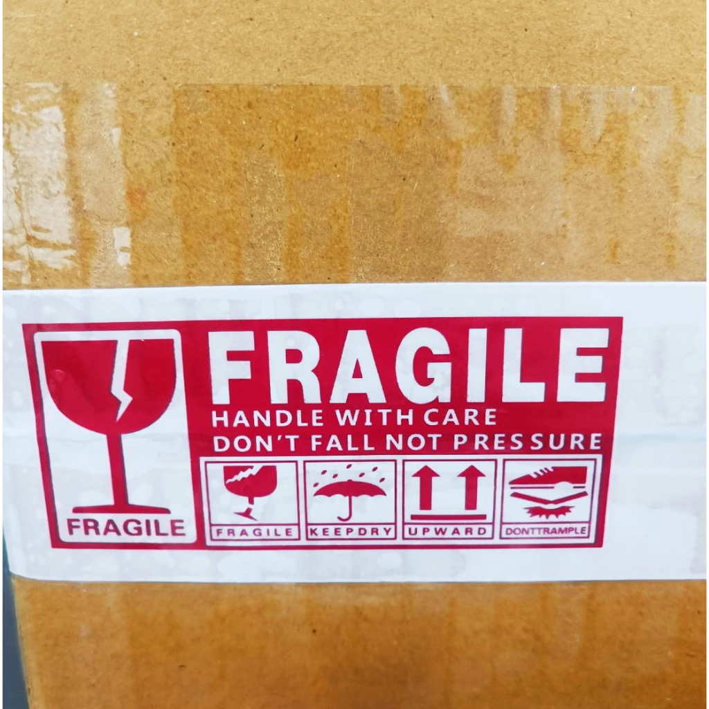 AT.outlet เทปกาวพิมพ์ระวังเเตก เทปกาวระวังเเตก กว้าง 2 นิ้ว ยาว 27 หลา (24เมตร) (6117)