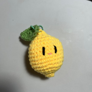 พวงกุญแจเลมอนเปรี๊ยวว [ lemon keyring ]