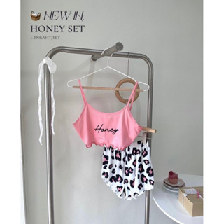 {พร้อมส่ง}honey set ; cami&amp;shorts🌷💕💕