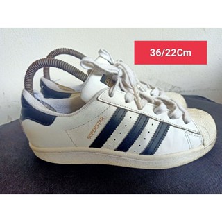 Adidas Size 36 ยาว 22 Cm  รองเท้ามือสอง  ผู้หญิง เท้าเล็ก   แฟชั่น ลำลอง ทำงาน