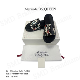 Alexander McQueen รองเท้าแตะ รุ่น  Watercolour Graffiti Pool Slide Code: 728243W4QS9 9035