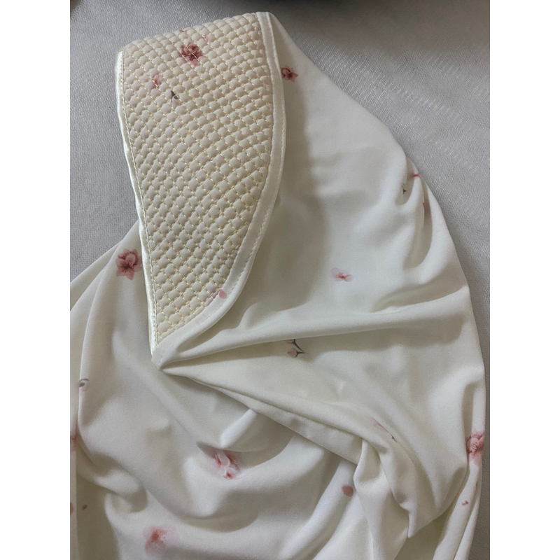ผ้าคลุมNunuh ซื้อมาไม่เคยใส่