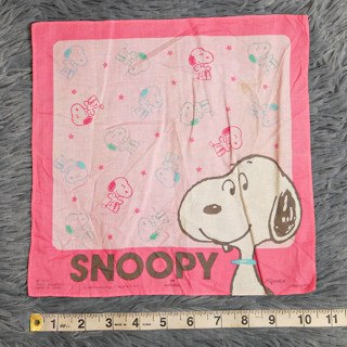 ผ้าเช็ดหน้า ลาย สนู๊ปปี้ สีชมพู Snoopy ผ้าเช็ดหน้ามือสอง