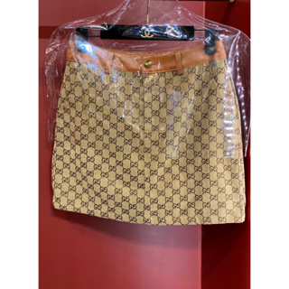 GUCCI GG CANVAS MINI SKIRT กระโปรง มินิสเกิร์ต ผ้าแคนวาส แต่งขอบหนัง กุชชี่