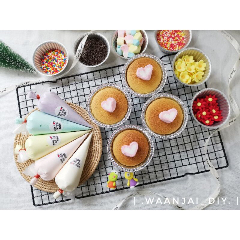 DIY Cupcake​ คัพเค้กแต่งหน้าเอง พร้อมอุปกรณ์