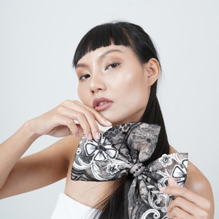 รหัส AXHWPL0001 กิ๊บโบว์มารีนัวร์ (Maree noire hair bow)