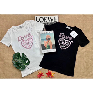 เสื้อยืดป้ายM.E :  ลายหัวใจ Love รีดเพชร