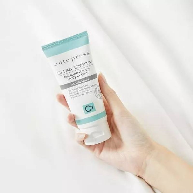 CUTE PRESS​ บอดี้​ โลชั่น​Cl-LAB SENSIT ​MOISTURE​ REPAIR​ Body​Lotion​