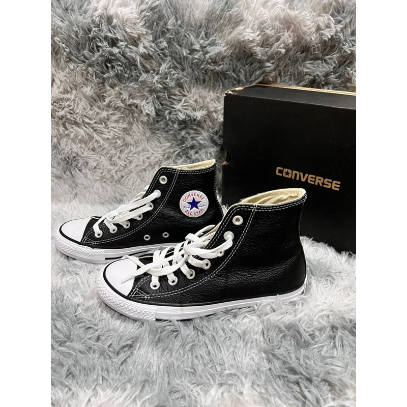 ส่งต่อ ใหม่ แท้ converse รองเท้าผ้าใบหุ้มข้อ รุ่นหนัง ไซส์ 36-37 ปกติ