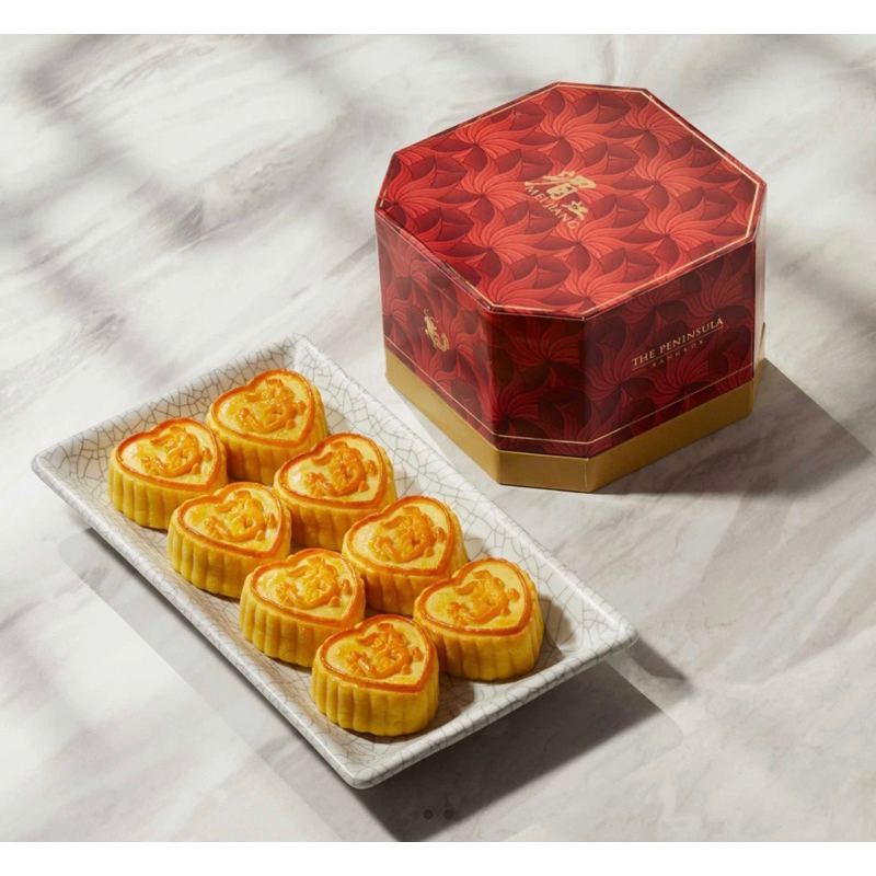 ขนมไหว้พระจันทร์รูปหัวใจ ❤️ โรงแรมเพนนินซูล่า The Peninsula Bangkok Hotel