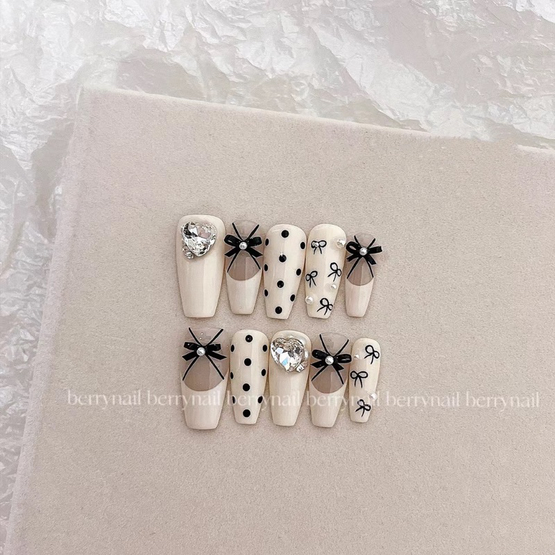 เล็บลายโบว์ เล็บปลอม เล็บปลอม pvc เล็บ pvc กาวติดเล็บปลอม เล็บปลอมแบบยาว เล็บปลอมสําเร็จรูปสั้น เล็บ