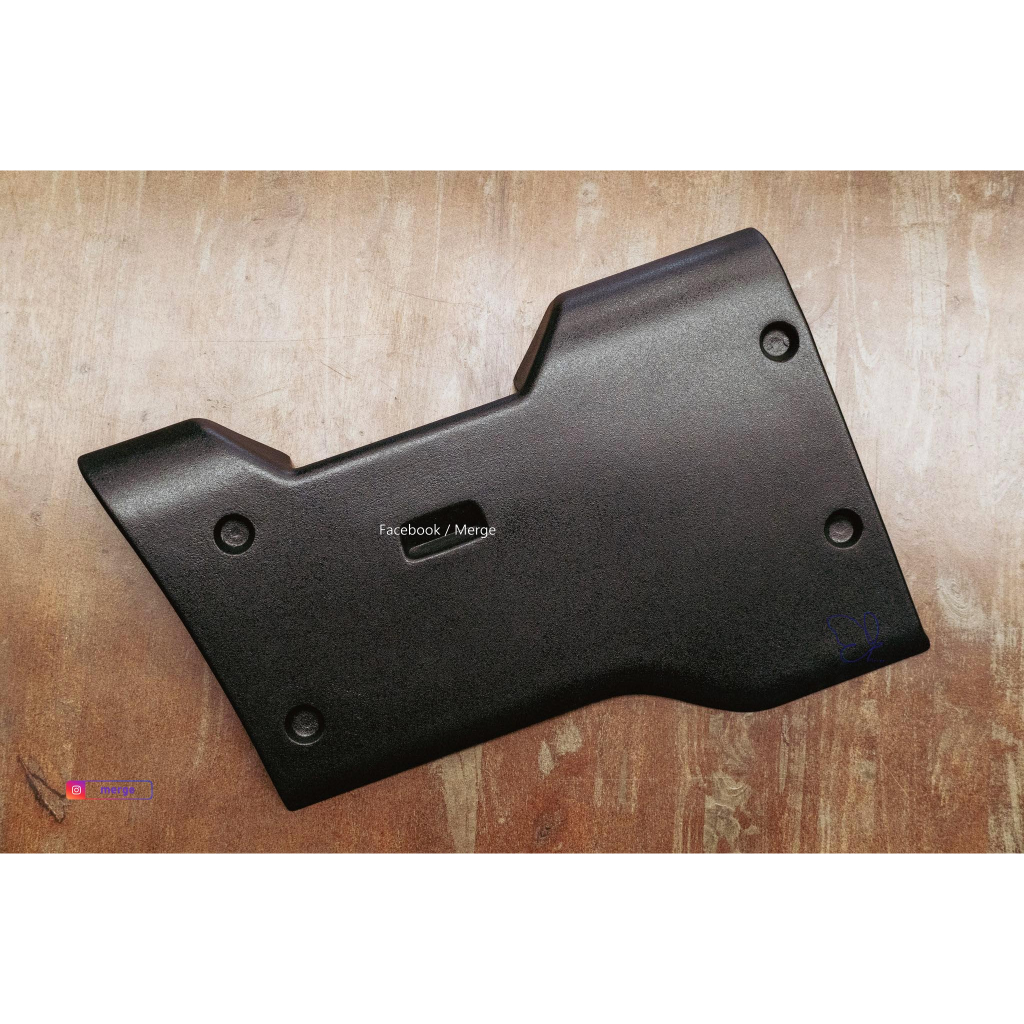 Ranger Rover P38 แผงปิดใต้พวงมาลัย