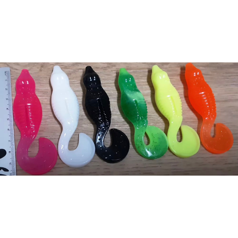 เหยื่อยางพริ้ม พริ้มเจอร์รี่ ขนาด 4.0 นิ้ว หนัก 15 กรัม 1ซองมี 4 ตัว แถมตัวเบ็ด1