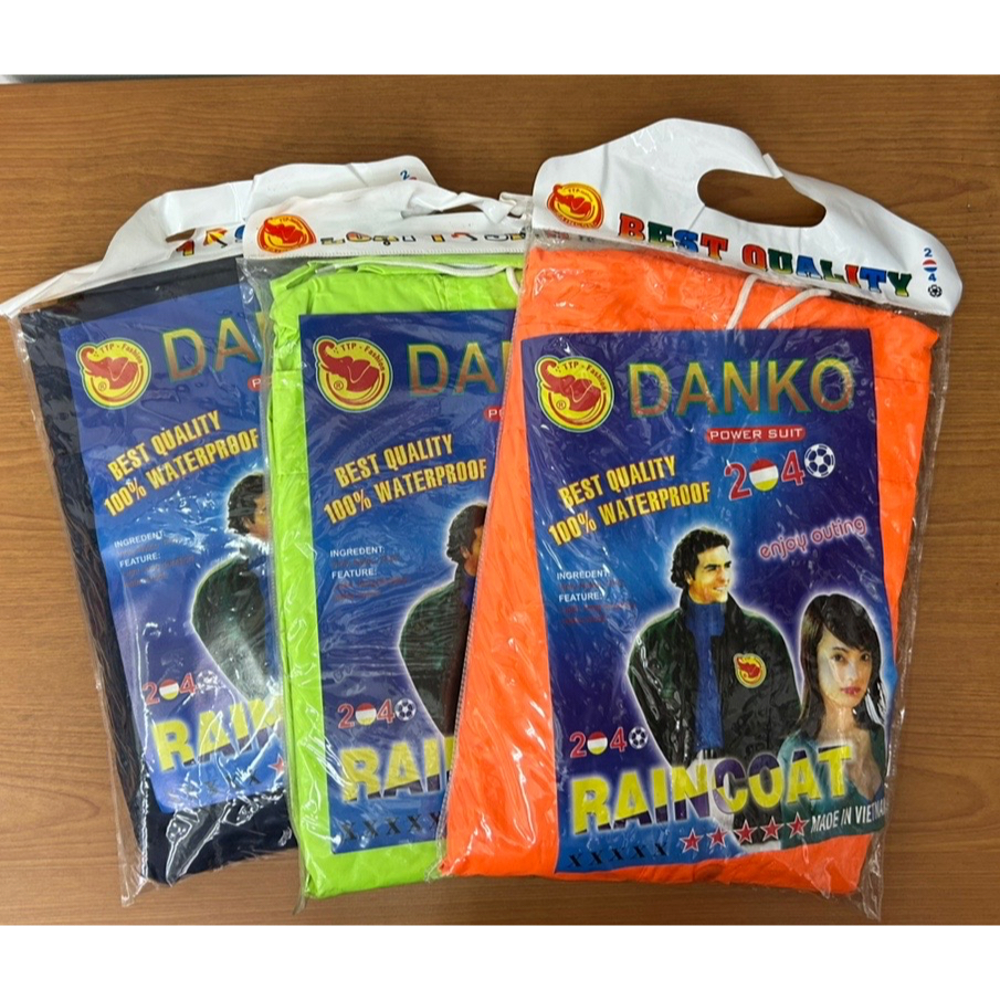 DANKO ชุดกันฝน แบบเสื้อแขนยาวมีซิปหน้า พร้อมกางเกงขายาว มีหมวกในตัวเสื้อ ผ้าไนล่อนเกรด A มี 6 สี