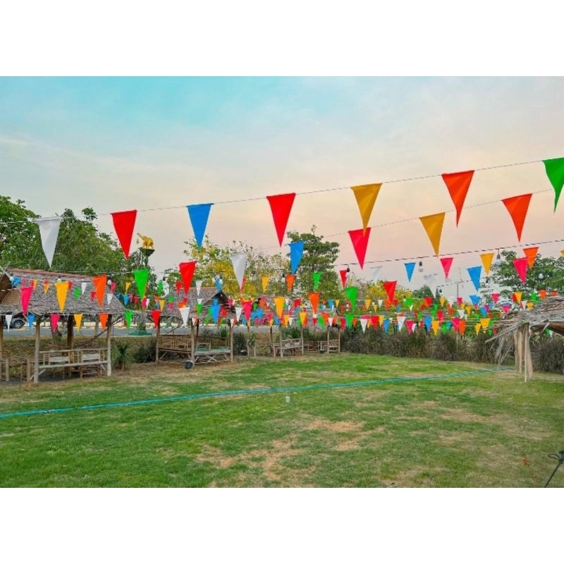 1ชุดมี30เส้นธงราว7สีธงงานวัดธงประดับธงหลากสีธงทิวธงงานแต่งธงสายรุ้งงานวัดธงงานบวชธงเทศกาลธงงานบุญธงสามเหลี่ยมธงกฐิน