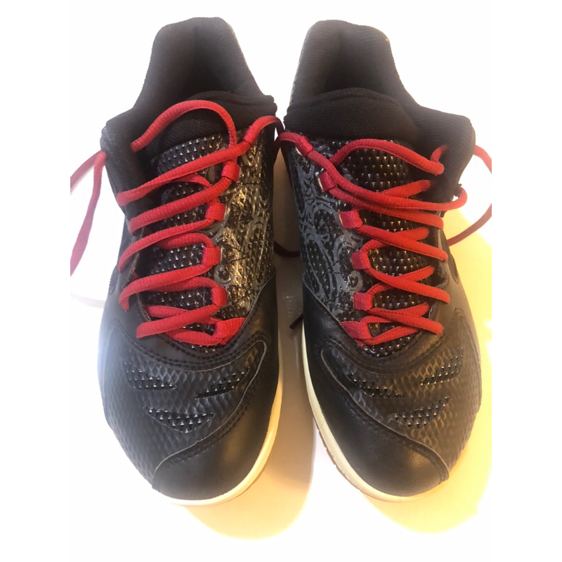 รองเท้าแบต Yonex Power Cushion Comfort Z