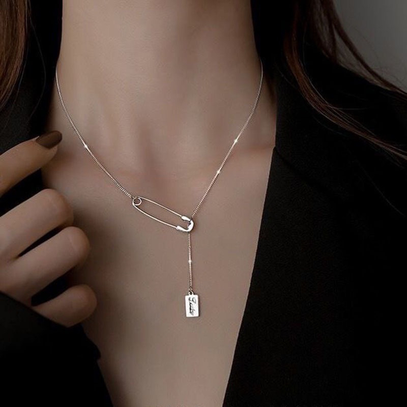 Sebofficial | Brooch Necklace | สร้อยคอโซ่จี้รูปเข็มกลัดแบบไขว้ | สร้อยคอสไตล์เกาหลี ✩☼