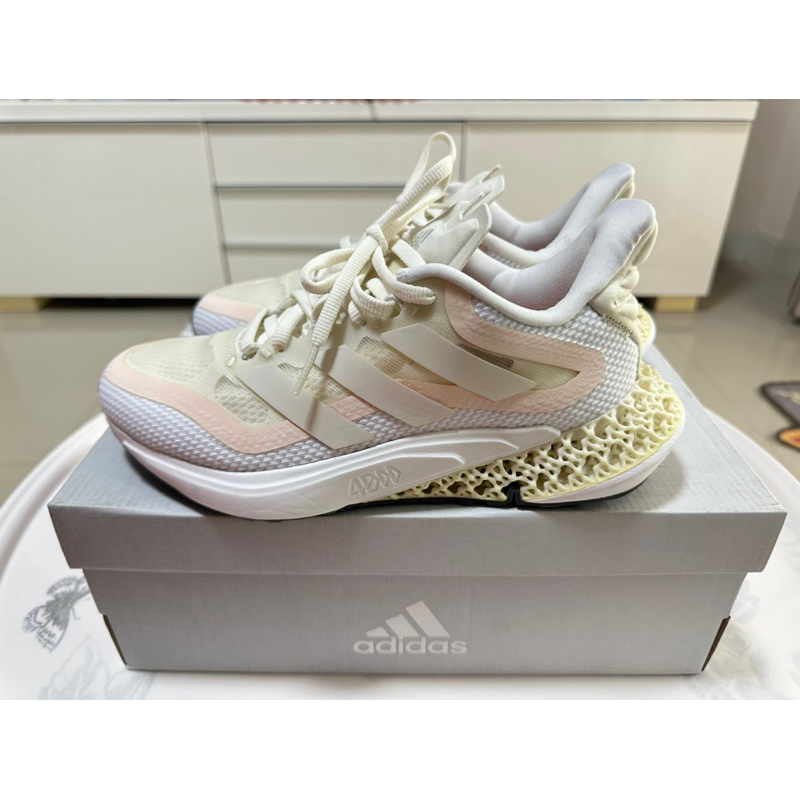 รองเท้าวิ่ง เดิน adidas