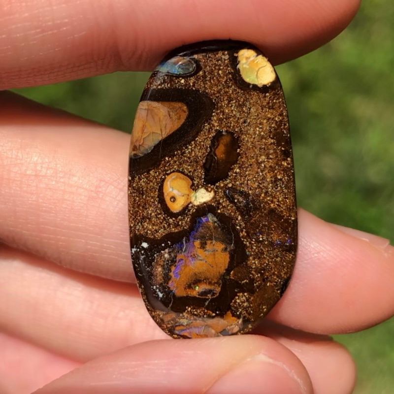 โบลเดอร์โอปอล Australian Boulder Opal 10.50 กะรัต