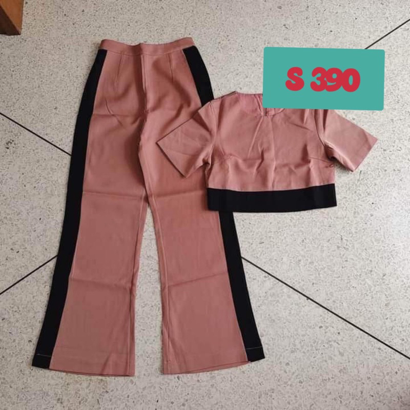 ชุดเซ็ตสองชิ้น งานป้าย ESZADA ร้านคุณแพร