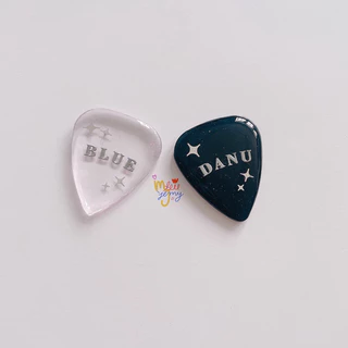 ปิ๊กกีตาร์ guitar pick (เพิ่มอักษร เจาะรู ทำจี้) ✨ TBW set ; พร้อมส่ง 🖤