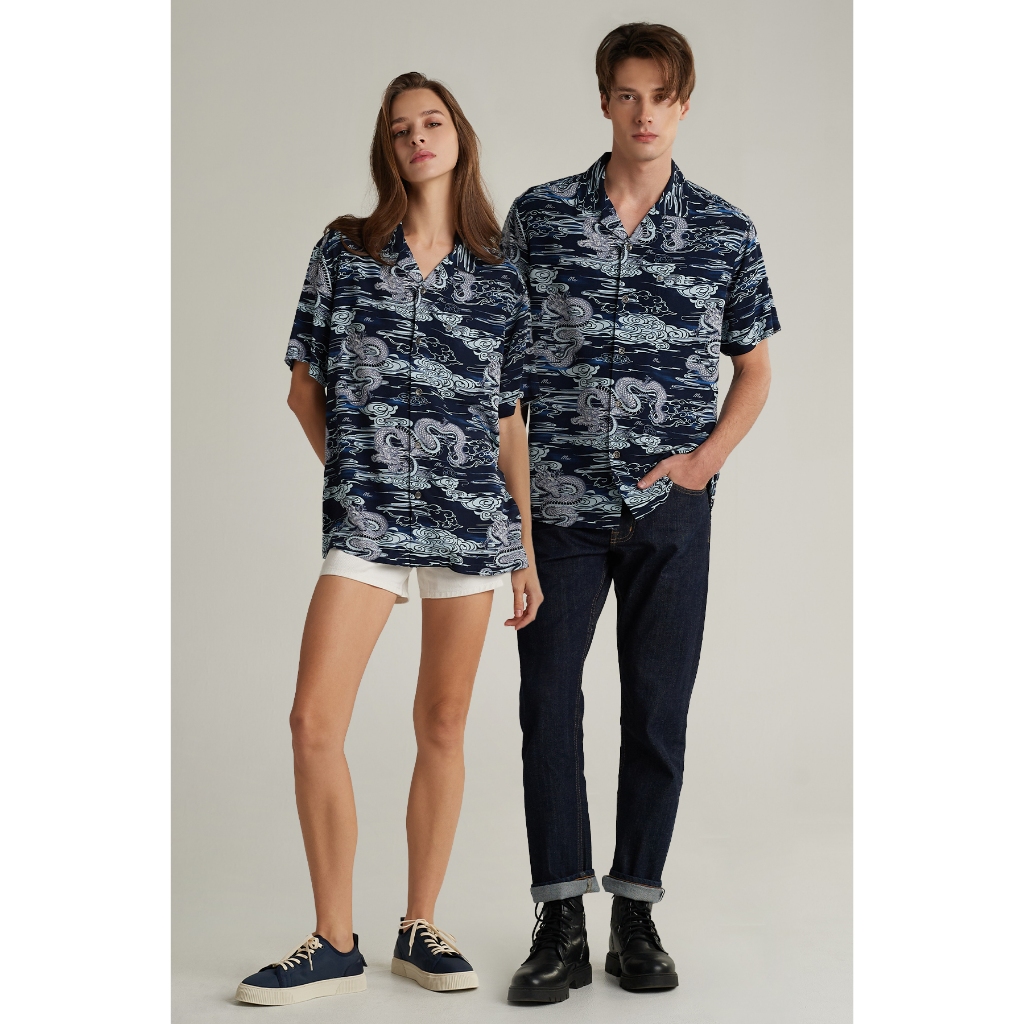 Mc jeans เสื้อเชิ้ต Unisex เสื้อฮาวายแขนสั้น สีกรมท่า พิมพ์ลาย MSSZ205