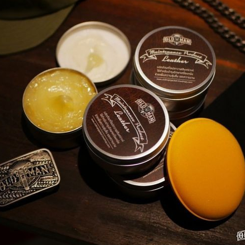 ไขปลาวาฬบำรุงหนัง  By Oldman แท้ 100%