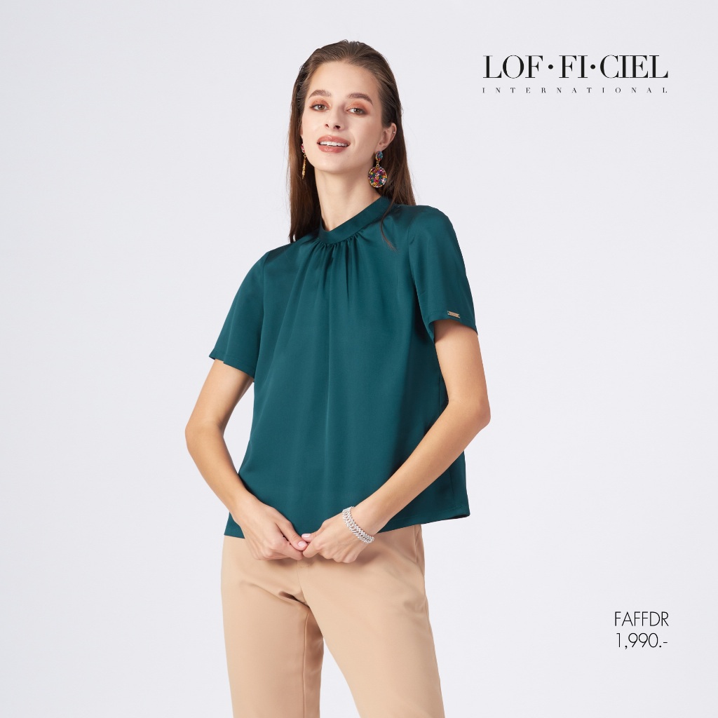 LOF-FI-CIEL Woman's Blouse Silk Satin Basic เสื้อผู้หญิง คอตั้ง แขนสั้น สีเขียวเข้ม FAFFDR