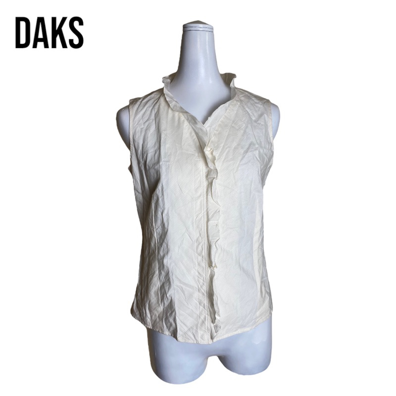 Daks London เสื้อแขนกุด