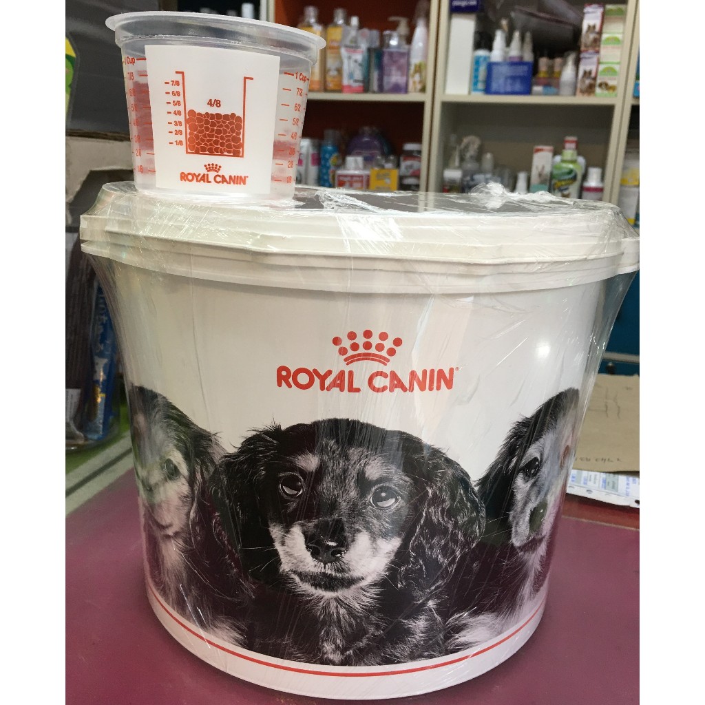 ถังใส่อาหาร สุนัข-แมว Royal CANIN ลายน้องหมา มด-แมลงเข้าไม่ได้ มีหูหิ้ว ขนาบรรจุ 2-2.5Kg (แถมถ้วยตวง