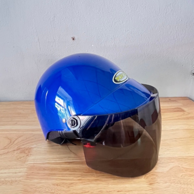 หมวกกันน็อค Lady ครึ่งใบ สีพ่น พร้อมกระจก