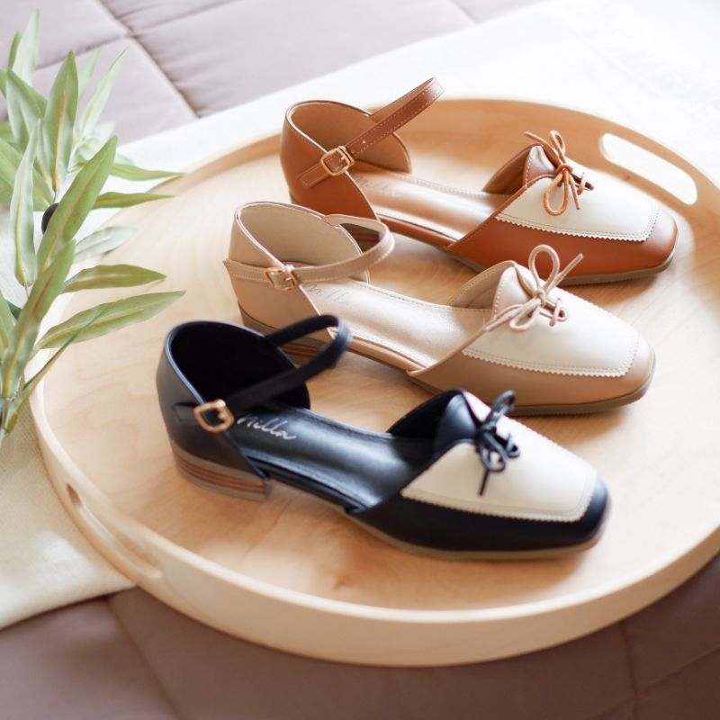 รองเท้ารัดข้อ รองเท้าแฟชั่นรหัสM027