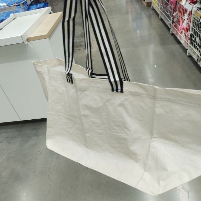 IKEA,แท้,กระเป๋าสะพายข้าง,ถุงหิ้วอิเกีย,อีเกีย,กระเป๋าช็อปปิ้งอิเกีย, ikea,กระเป๋าใบใหญ่ จุ 71 ลิตร