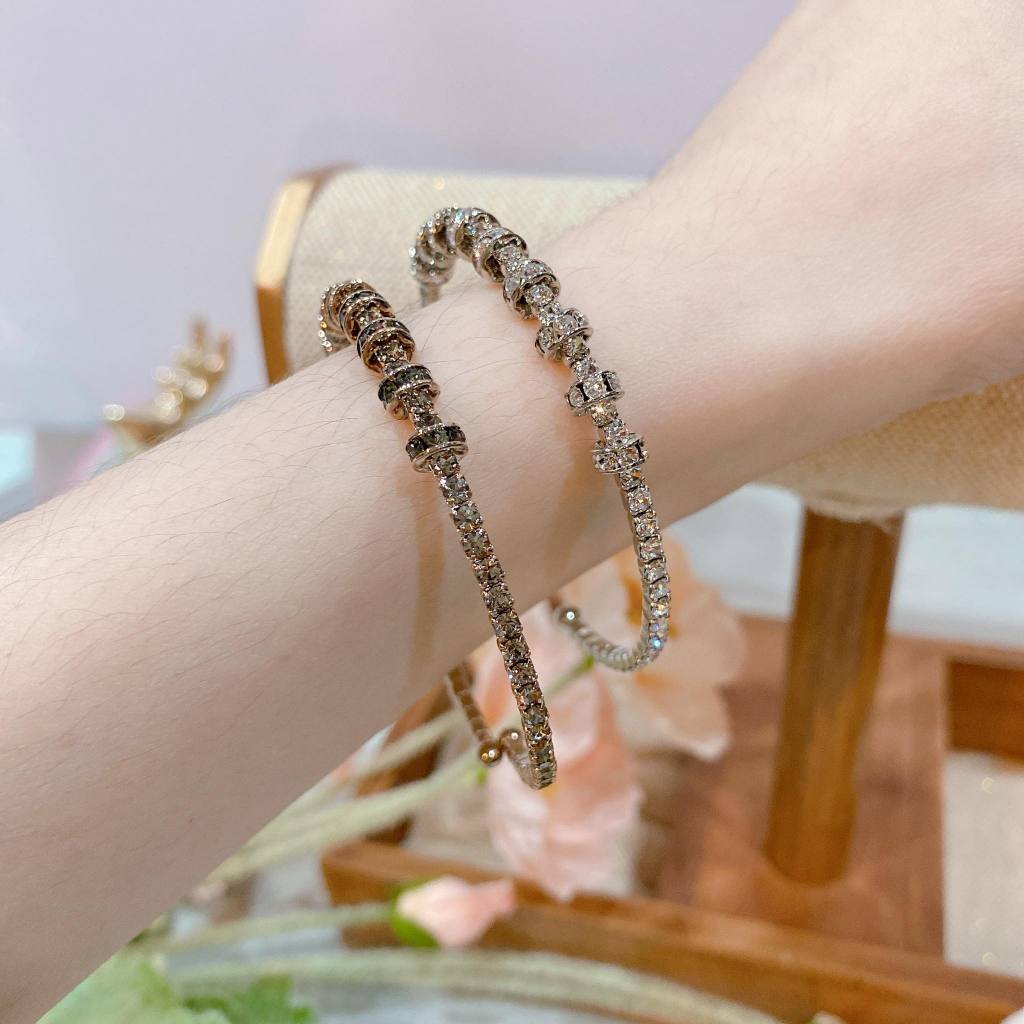กำไลคริสตัลเกาหลี Leona bracelet