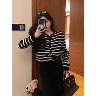 Cicishop(A1262)เสื้อไหมพรมแขนยาว คอกลม กระดุมด้านหน้า ดีเทลกระเป๋าหลอก สไตล์ฝรั่งเศส