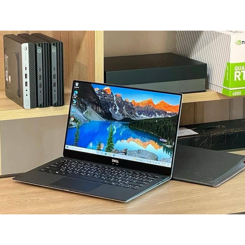 DELL XPS 13 9370 i7-8550U SSD512GB RAM 8GB Win 10 คีย์ไฟ สินค้ามือสอง