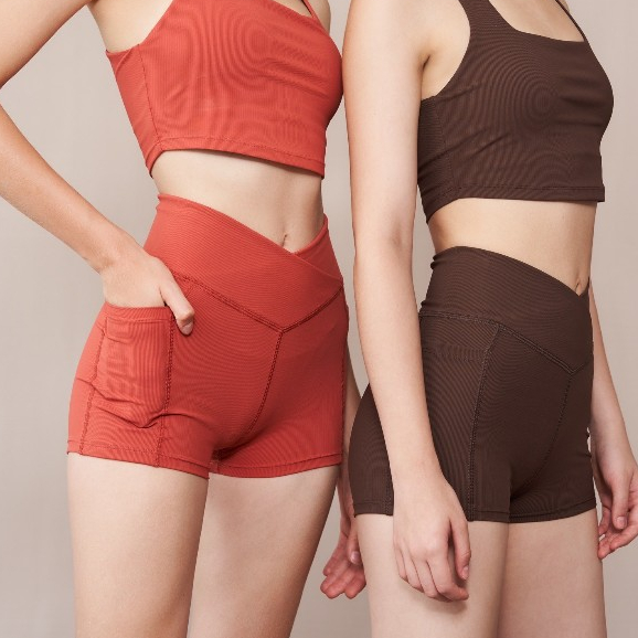 TA ACTIVE AMIKA MINI BIKER SHORTS กางเกงขาสั้นเข้ารูป 2 ส่วน